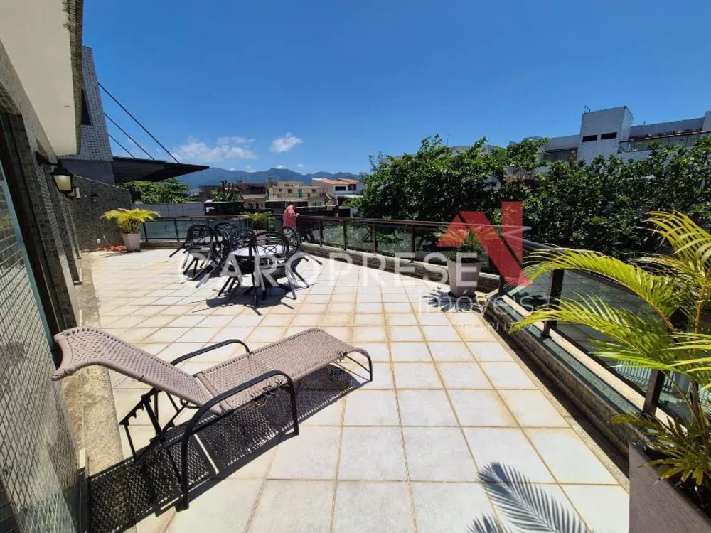 Cobertura, 4 quartos, 221 m² - Foto 2