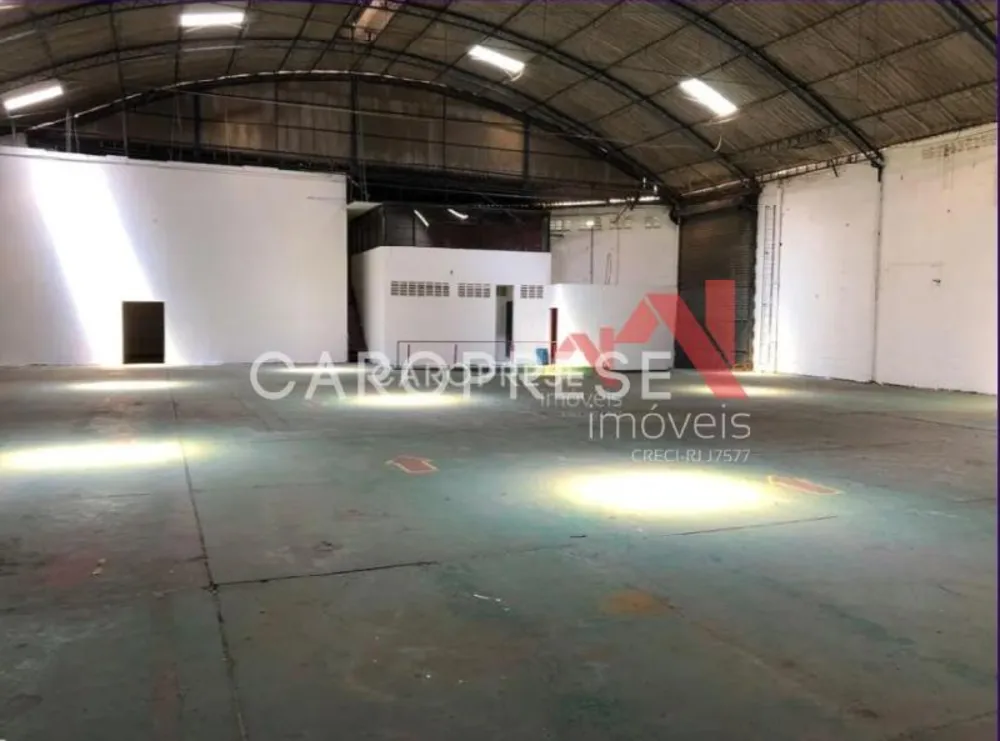 Depósito-Galpão, 1600 m² - Foto 1