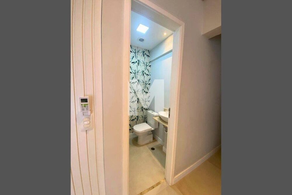 Apartamento à venda com 3 quartos, 93m² - Foto 4