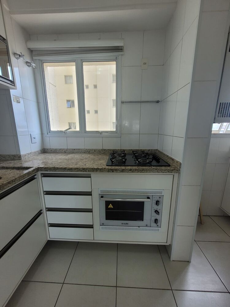 Apartamento à venda com 3 quartos, 114m² - Foto 4