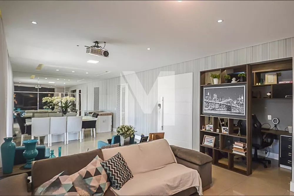 Apartamento, 3 quartos, 155 m² - Foto 1