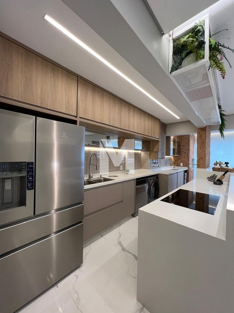 Apartamento à venda com 2 quartos, 93m² - Foto 2
