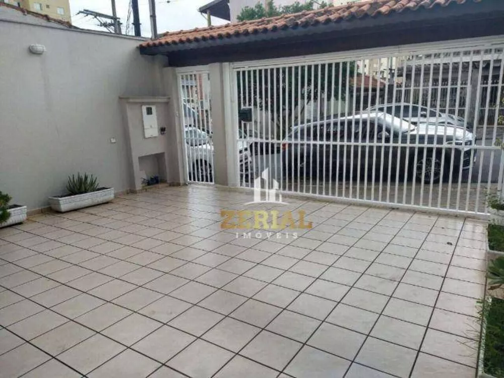 Sobrado à venda com 3 quartos, 221m² - Foto 1