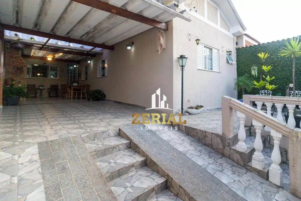 Casa, 4 quartos, 240 m² - Foto 11