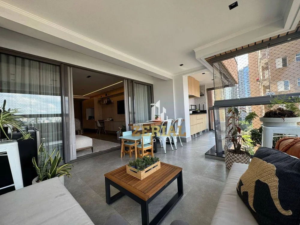 Apartamento, 3 quartos, 160 m² - Foto 1