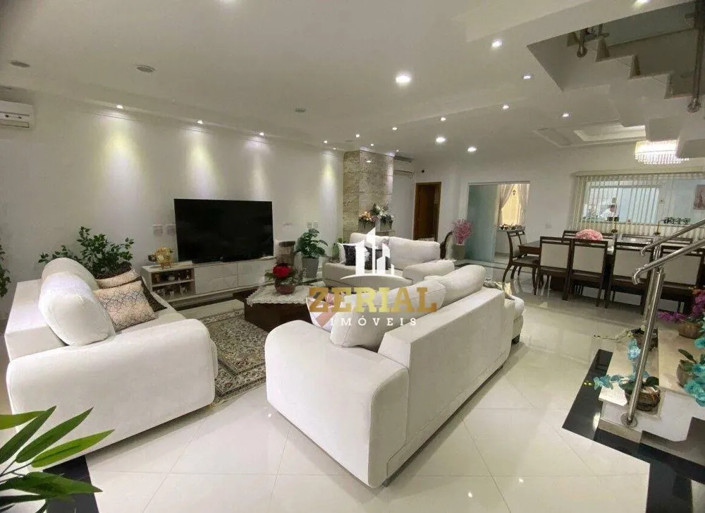 Sobrado, 4 quartos, 602 m² - Foto 1