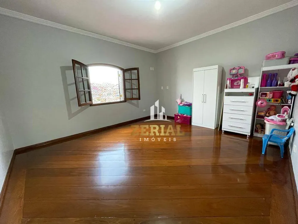 Sobrado, 3 quartos, 347 m² - Foto 1