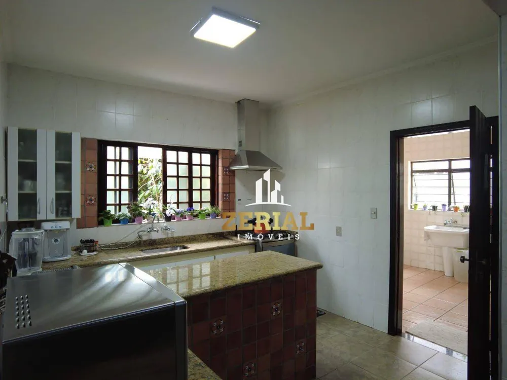 Sobrado, 3 quartos, 400 m² - Foto 1
