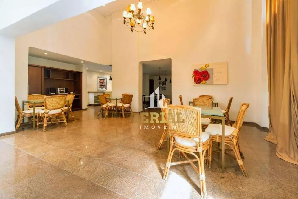 Apartamento, 3 quartos, 224 m² - Foto 3