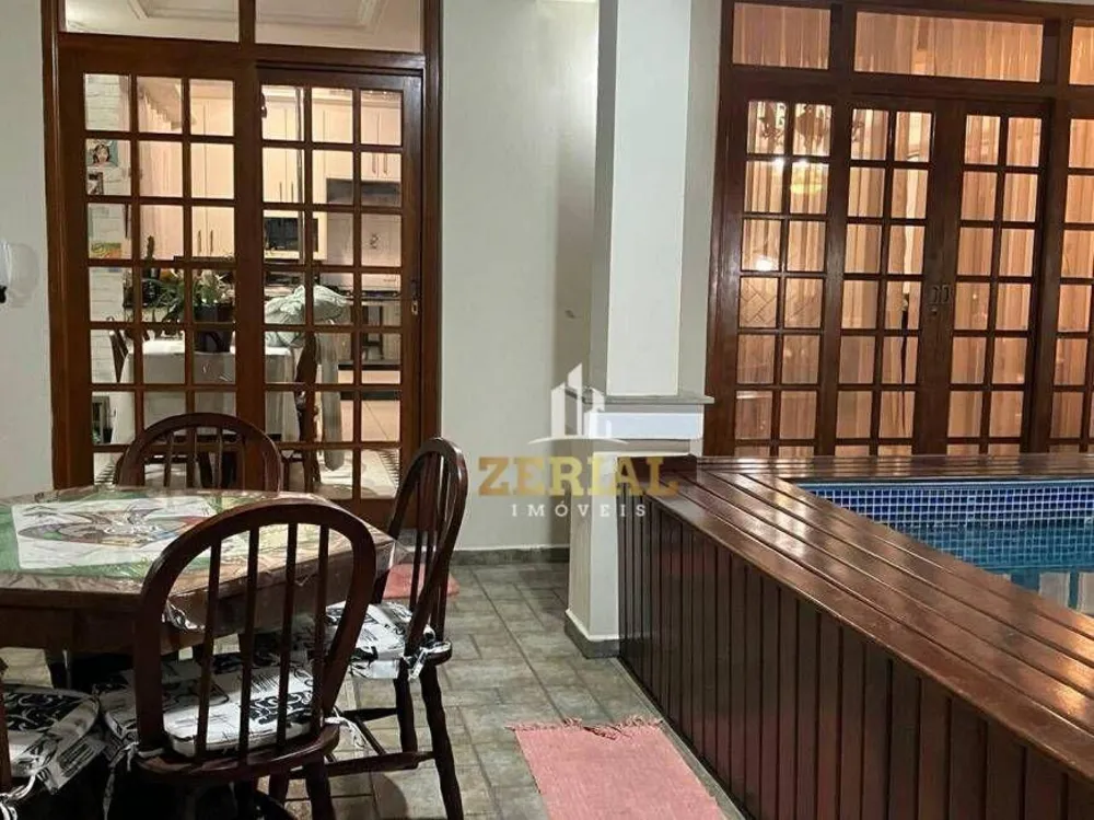 Sobrado, 3 quartos, 315 m² - Foto 1