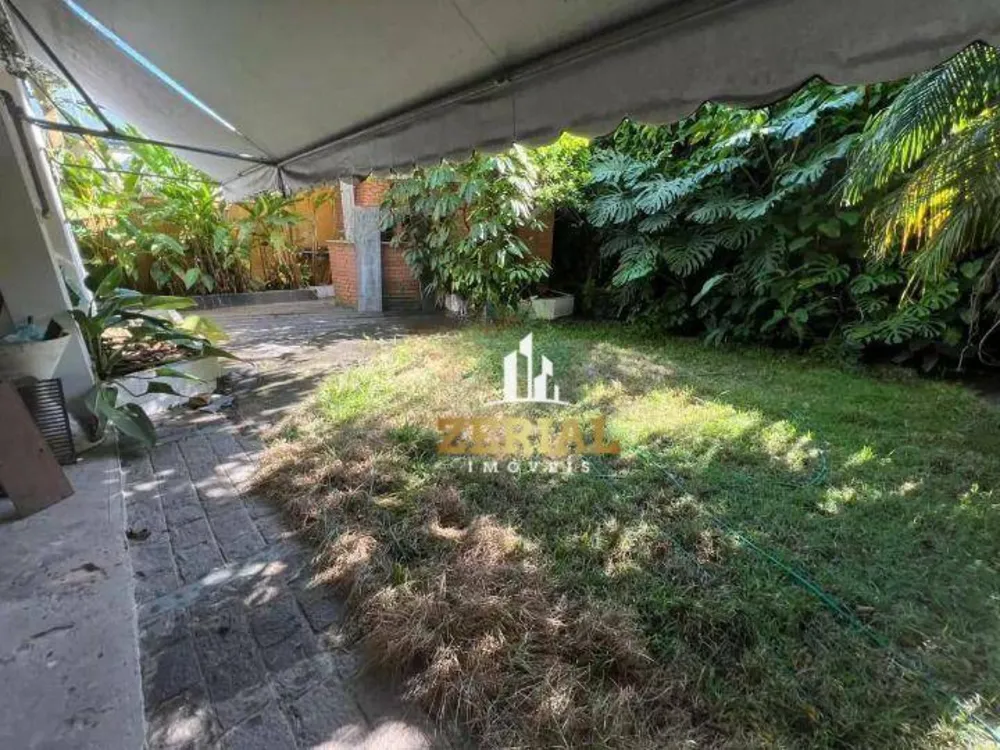 Sobrado, 3 quartos, 360 m² - Foto 1