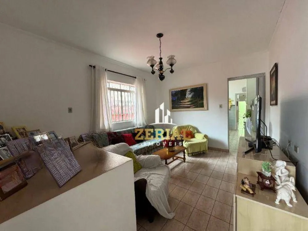 Casa, 3 quartos, 228 m² - Foto 1