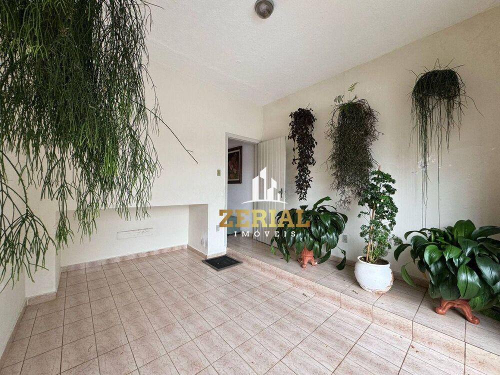 Casa, 3 quartos, 228 m² - Foto 3