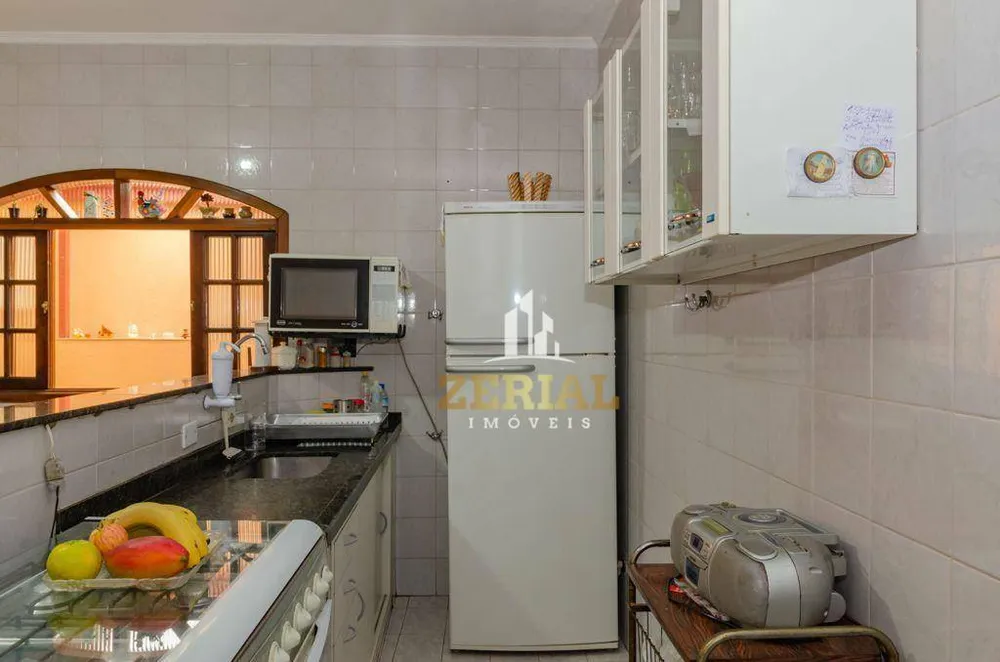 Casa, 3 quartos, 224 m² - Foto 2