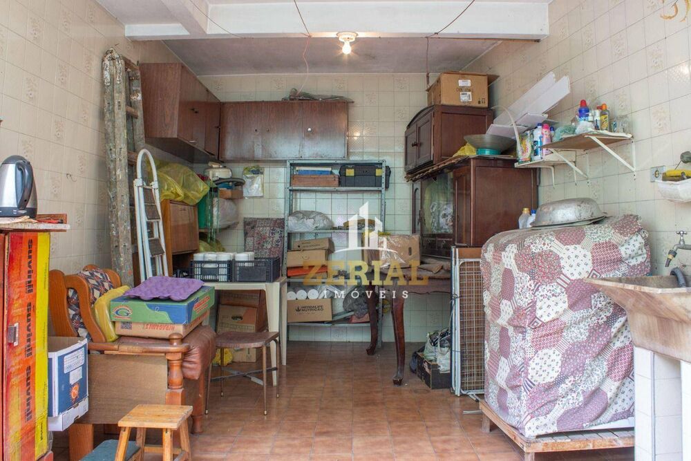 Sobrado à venda com 2 quartos, 196m² - Foto 8