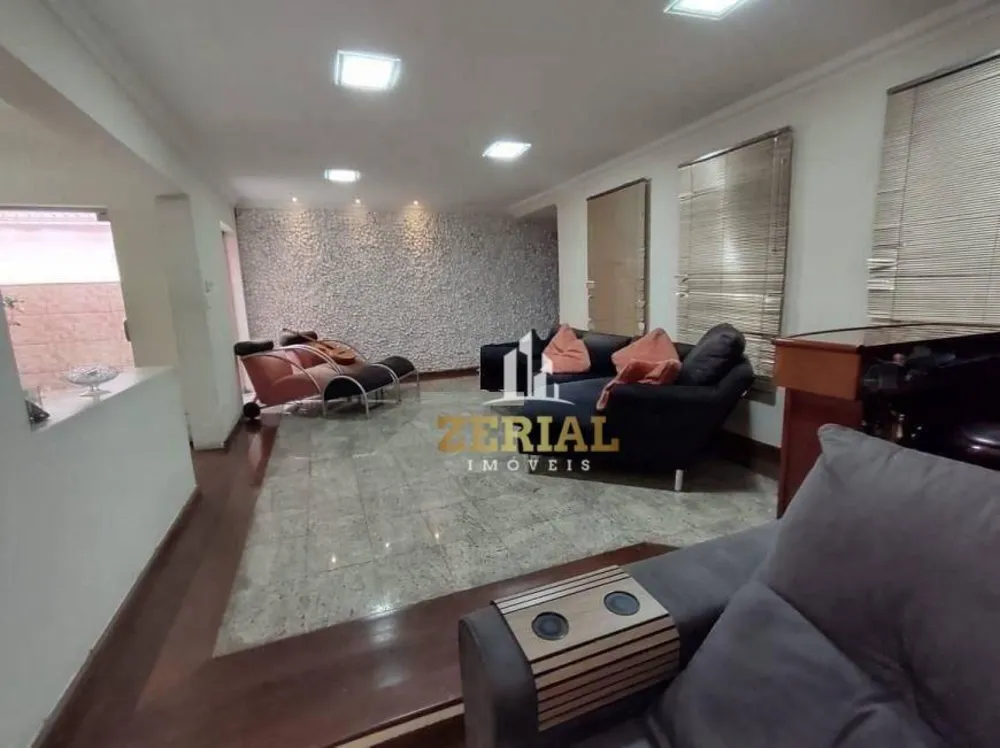 Sobrado, 3 quartos, 320 m² - Foto 1