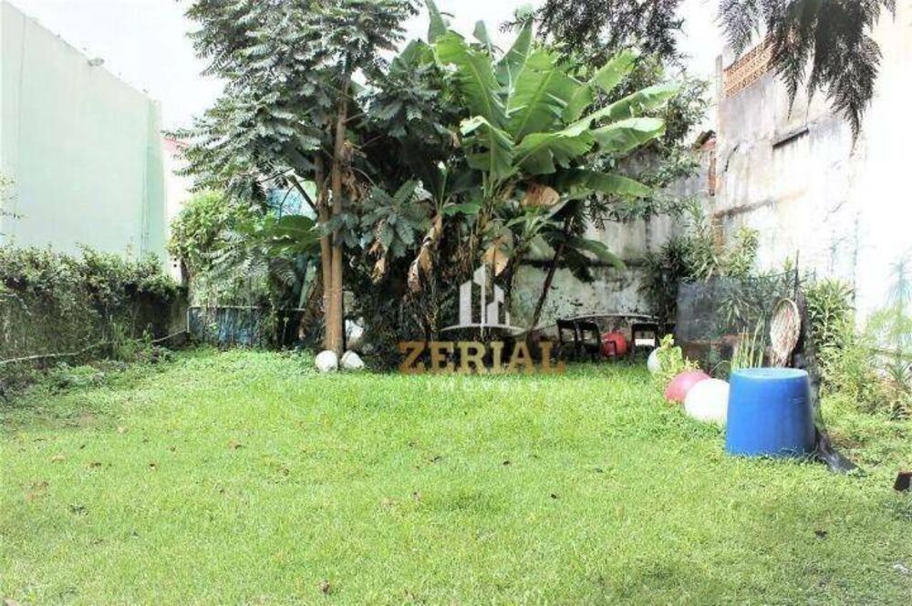 Casa à venda com 3 quartos, 230m² - Foto 2