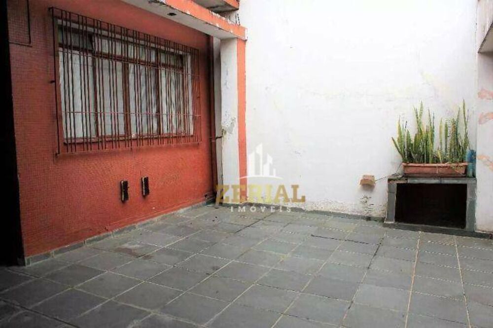 Casa à venda com 3 quartos, 230m² - Foto 8