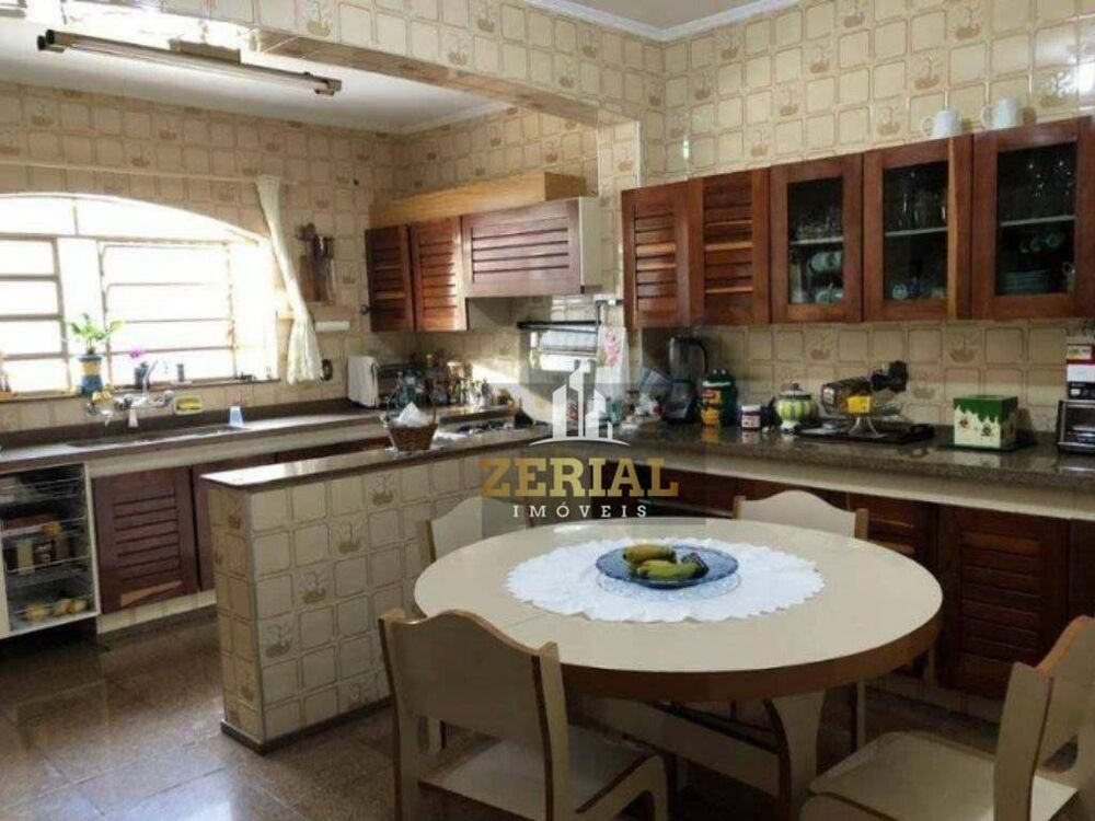 Casa, 4 quartos, 270 m² - Foto 3