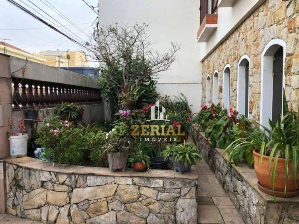 Casa, 4 quartos, 270 m² - Foto 1