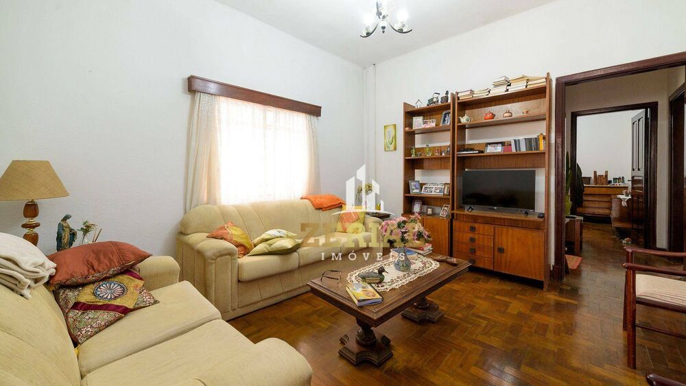 Casa, 5 quartos, 230 m² - Foto 1