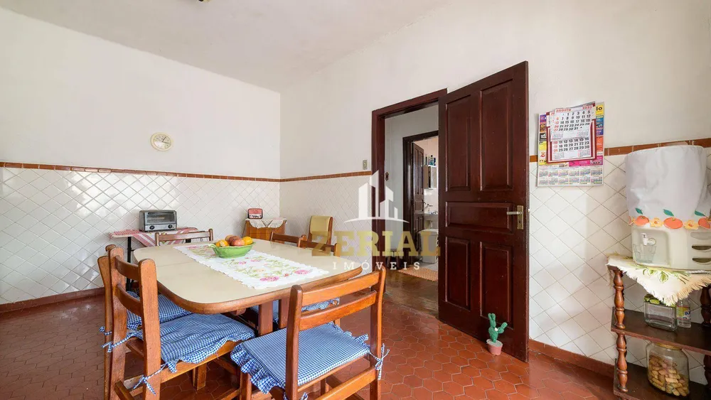 Casa, 5 quartos, 230 m² - Foto 4