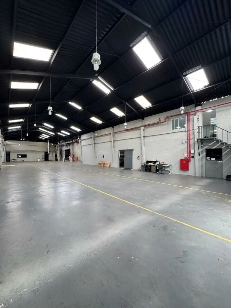 Depósito-Galpão, 1200 m² - Foto 1