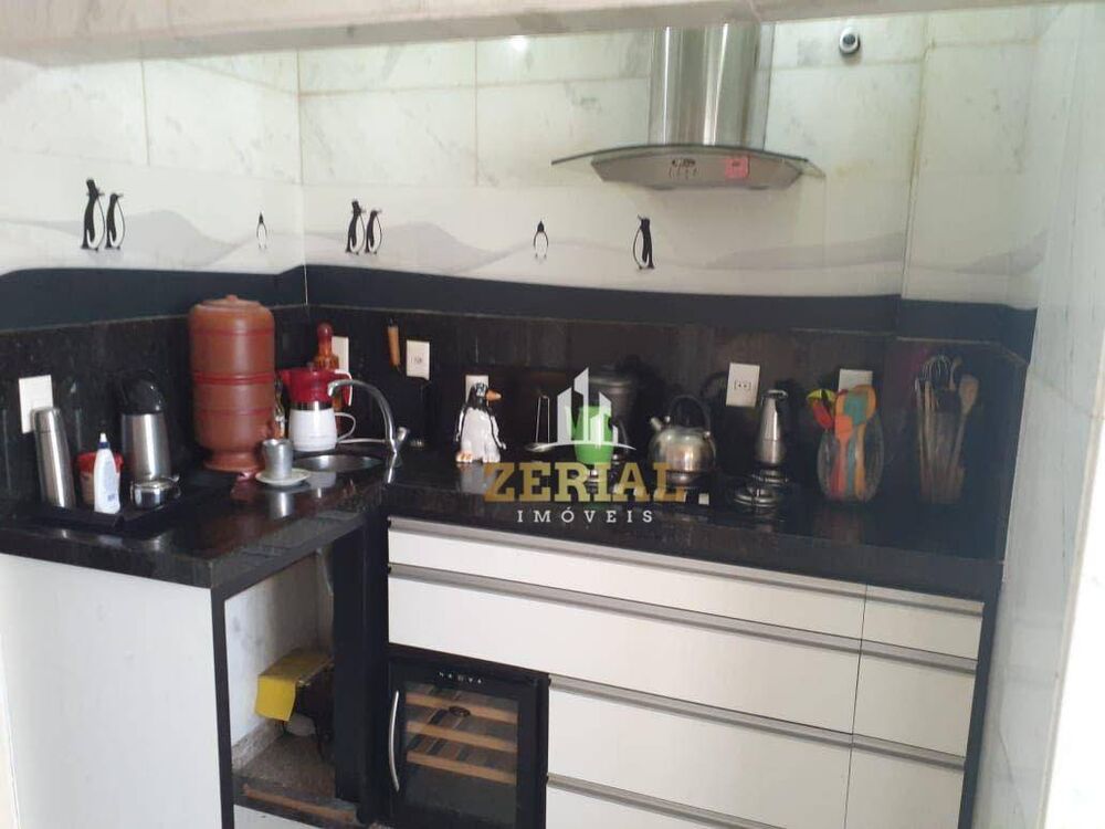 Apartamento à venda com 3 quartos, 220m² - Foto 1