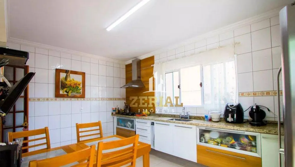 Sobrado, 3 quartos, 207 m² - Foto 2