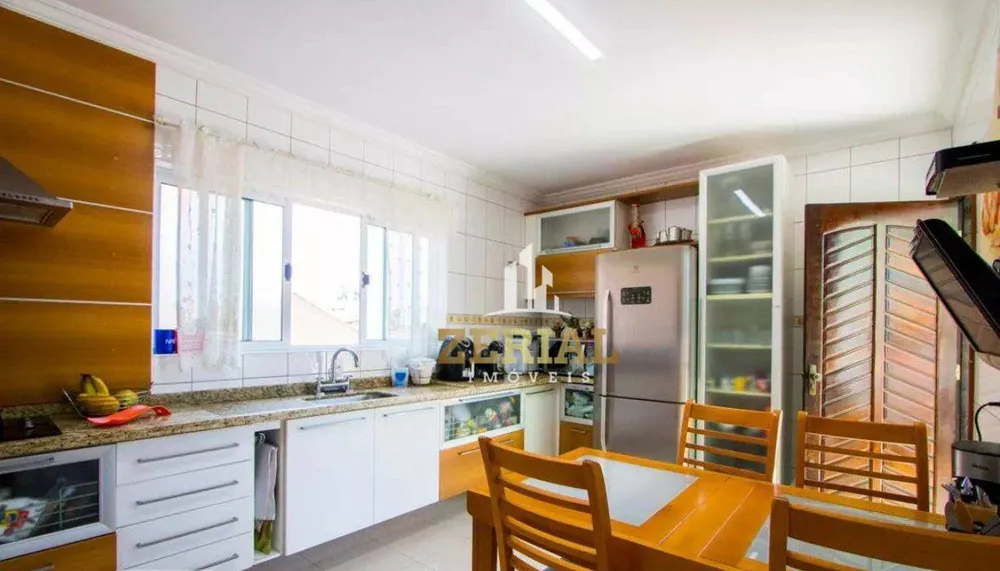 Sobrado, 3 quartos, 207 m² - Foto 3