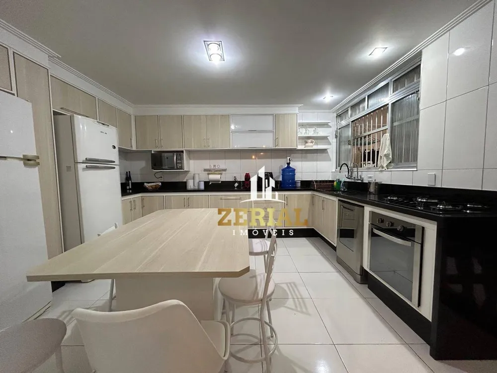 Sobrado, 4 quartos, 255 m² - Foto 1
