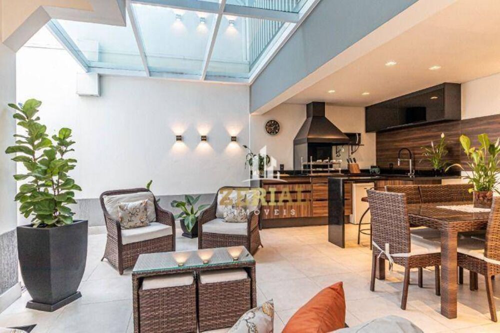 Sobrado, 3 quartos, 350 m² - Foto 1