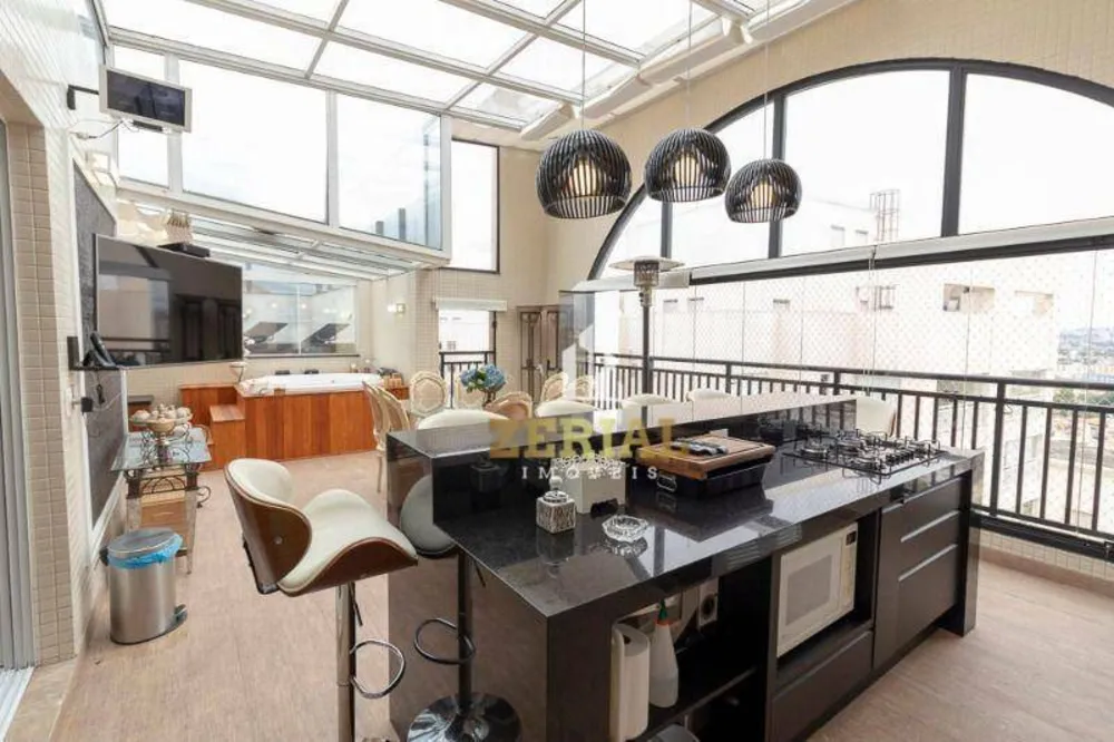 Cobertura, 3 quartos, 256 m² - Foto 1