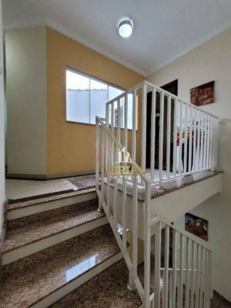 Sobrado, 3 quartos, 235 m² - Foto 2