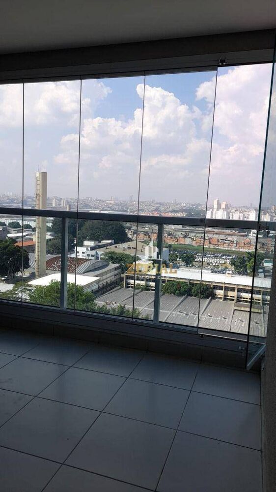 Apartamento para alugar com 2 quartos, 75m² - Foto 2