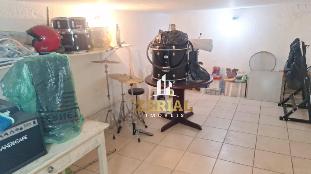 Casa, 4 quartos, 199 m² - Foto 1