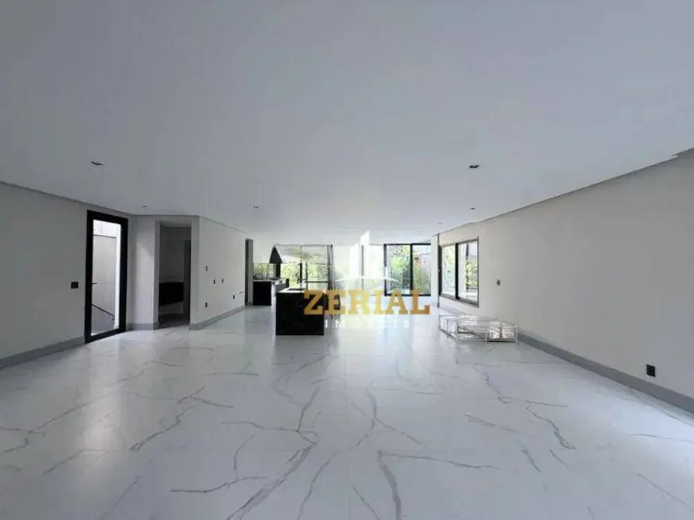 Sobrado, 4 quartos, 579 m² - Foto 1