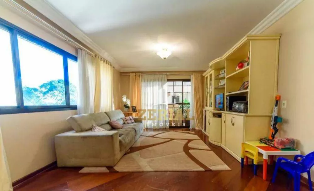 Apartamento à venda com 3 quartos, 167m² - Foto 3