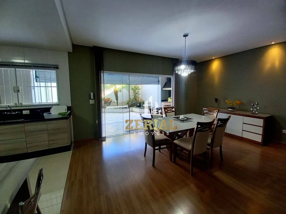Sobrado, 4 quartos, 261 m² - Foto 1
