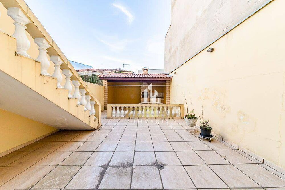 Sobrado, 3 quartos, 304 m² - Foto 4