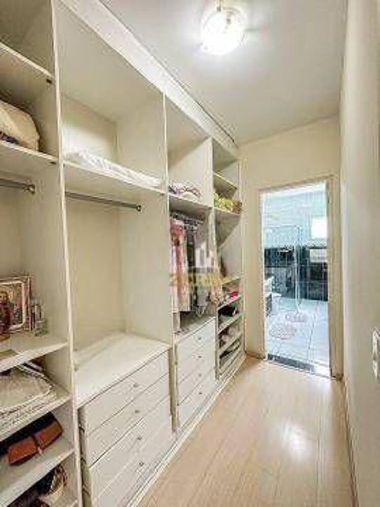 Sobrado, 4 quartos, 349 m² - Foto 3