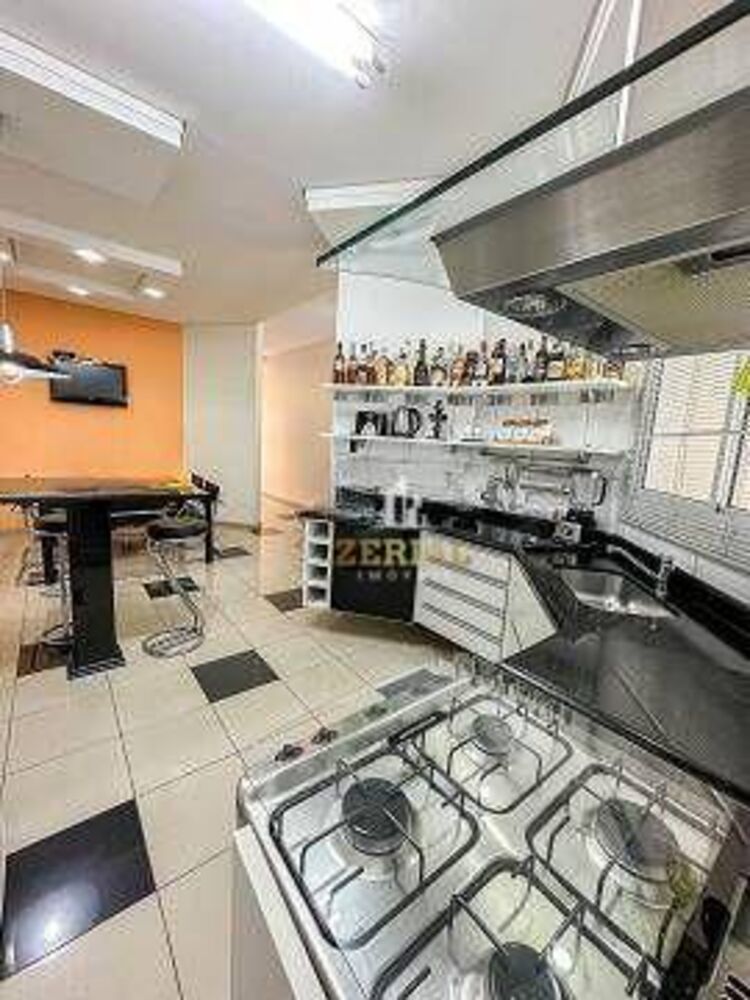 Sobrado, 4 quartos, 349 m² - Foto 4