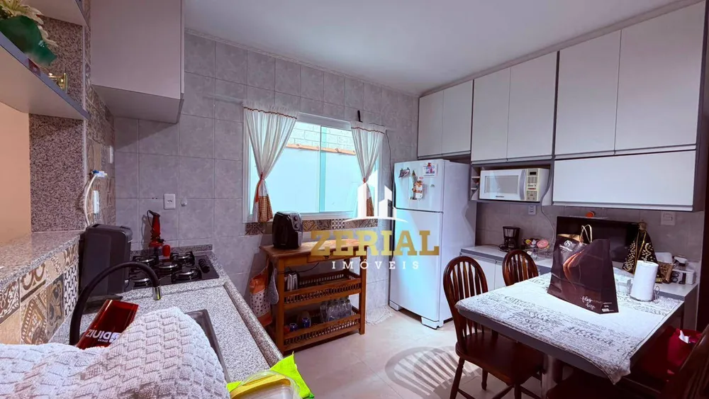 Casa, 3 quartos, 200 m² - Foto 4