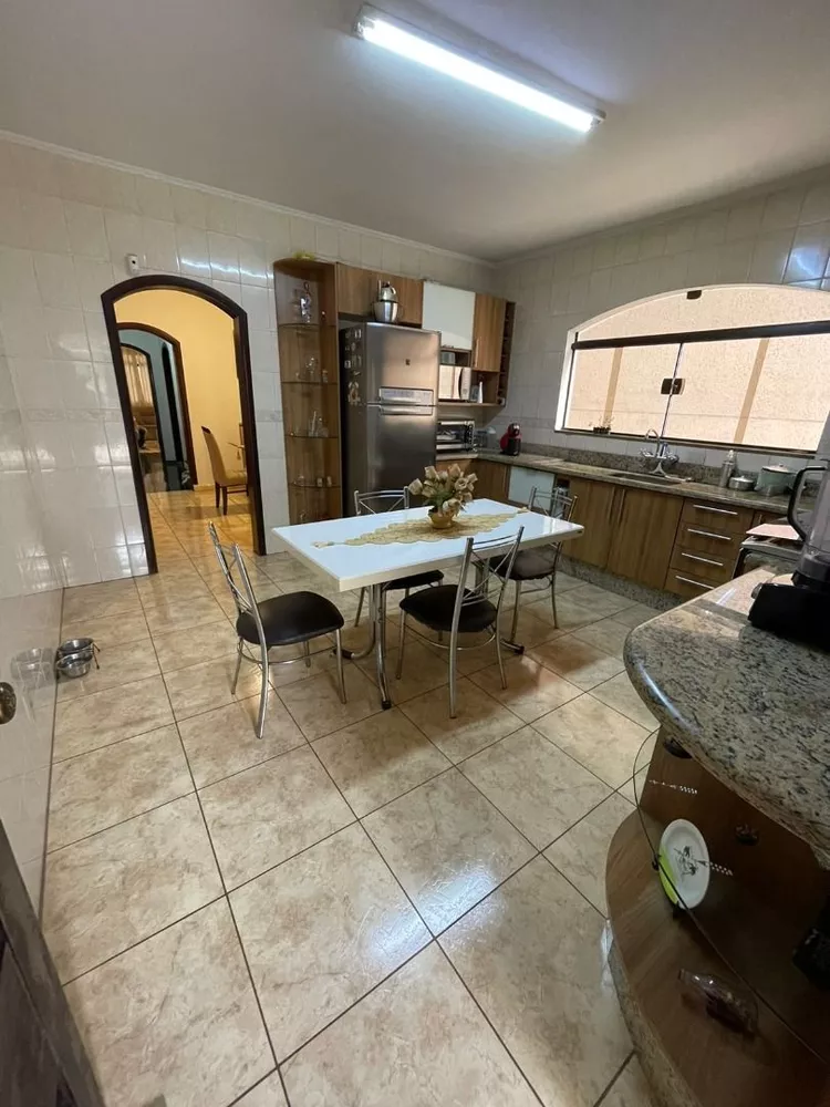 Sobrado, 3 quartos, 250 m² - Foto 17