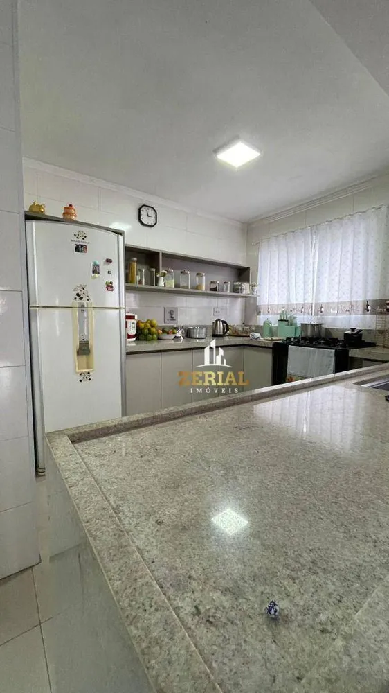 Casa, 3 quartos, 207 m² - Foto 3