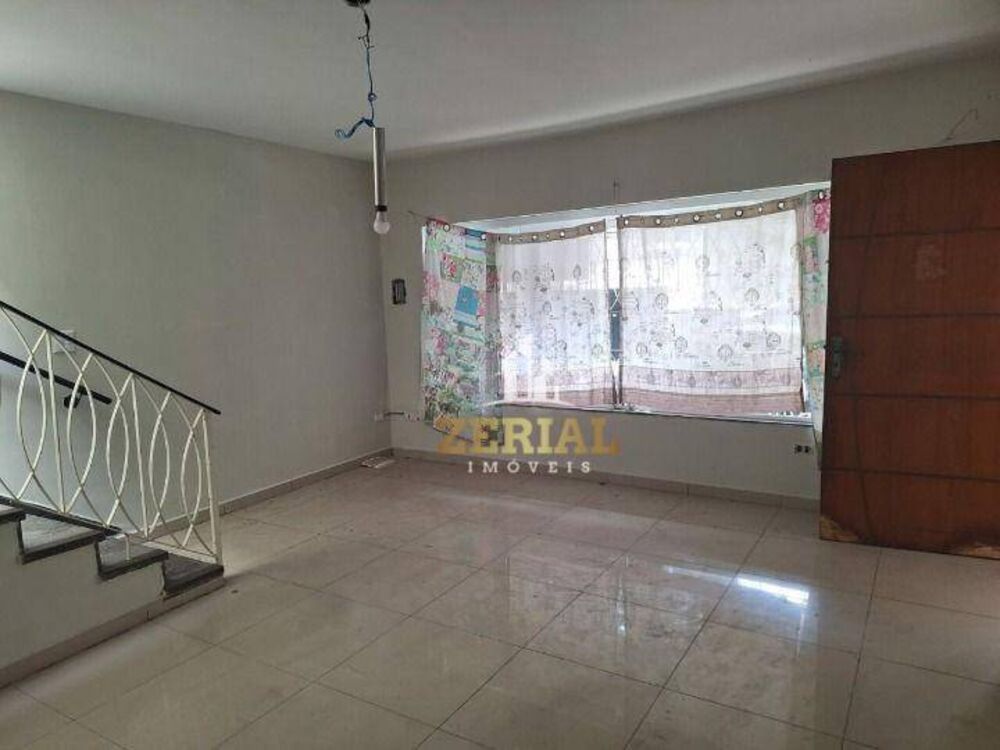 Sobrado para alugar com 3 quartos, 108m² - Foto 1