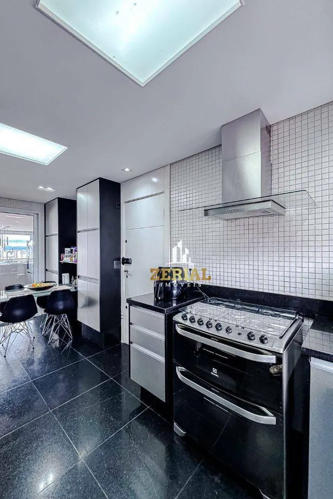 Apartamento, 3 quartos, 227 m² - Foto 2