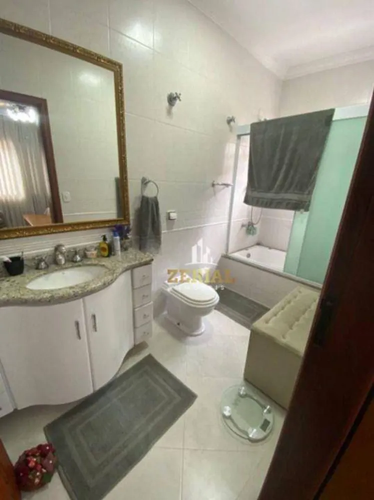 Casa, 4 quartos, 250 m² - Foto 9