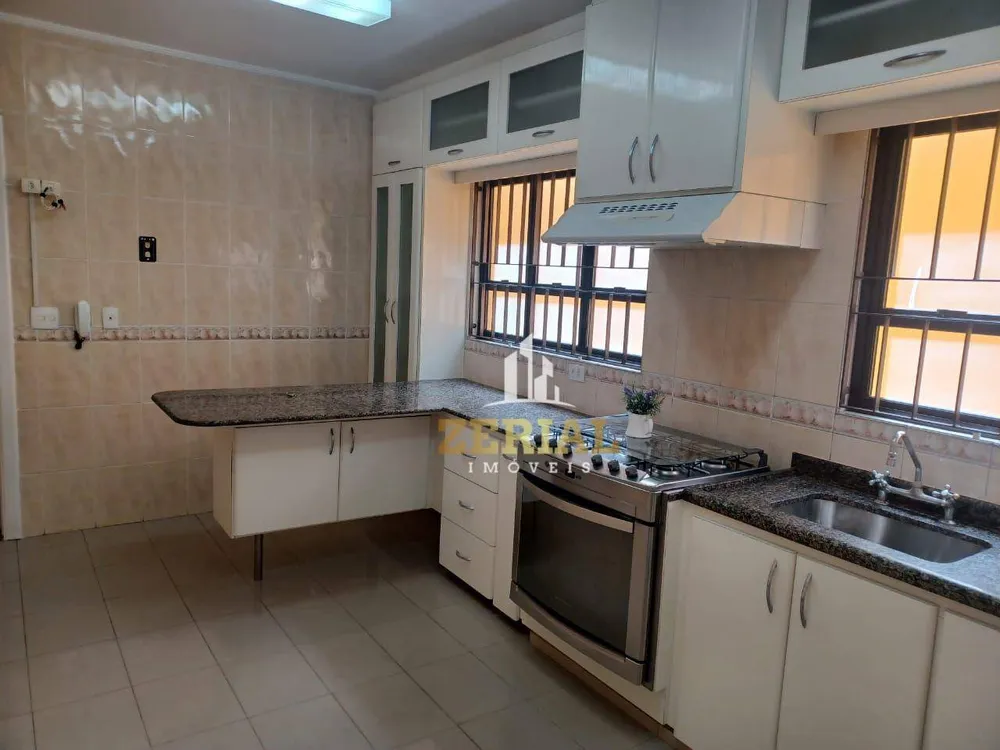 Sobrado, 3 quartos, 210 m² - Foto 1