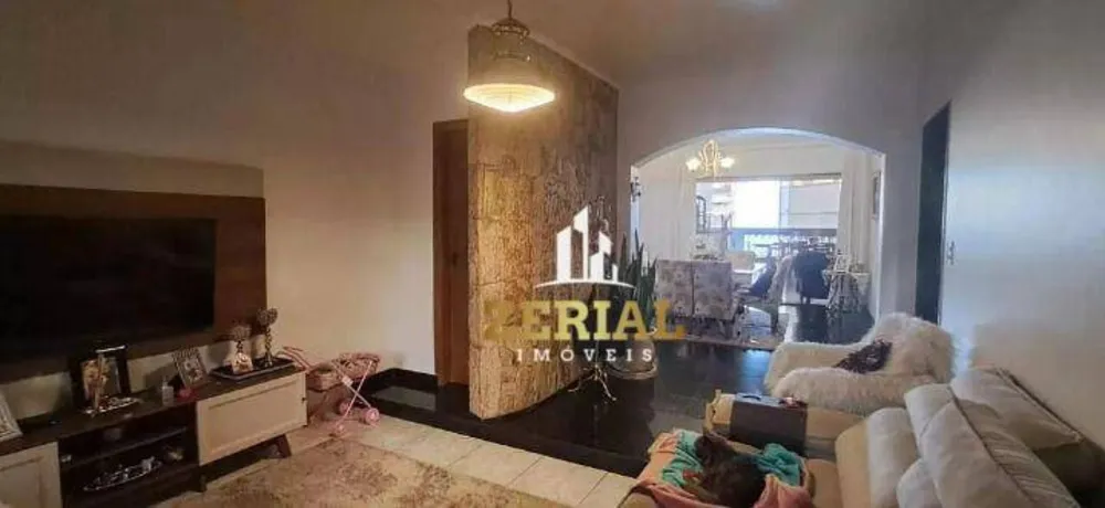 Sobrado, 5 quartos, 248 m² - Foto 1